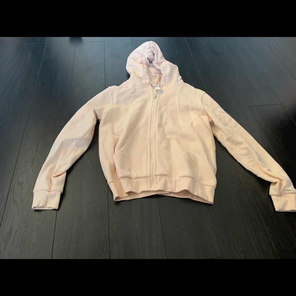 H and m sweatshirt size large. Unworn